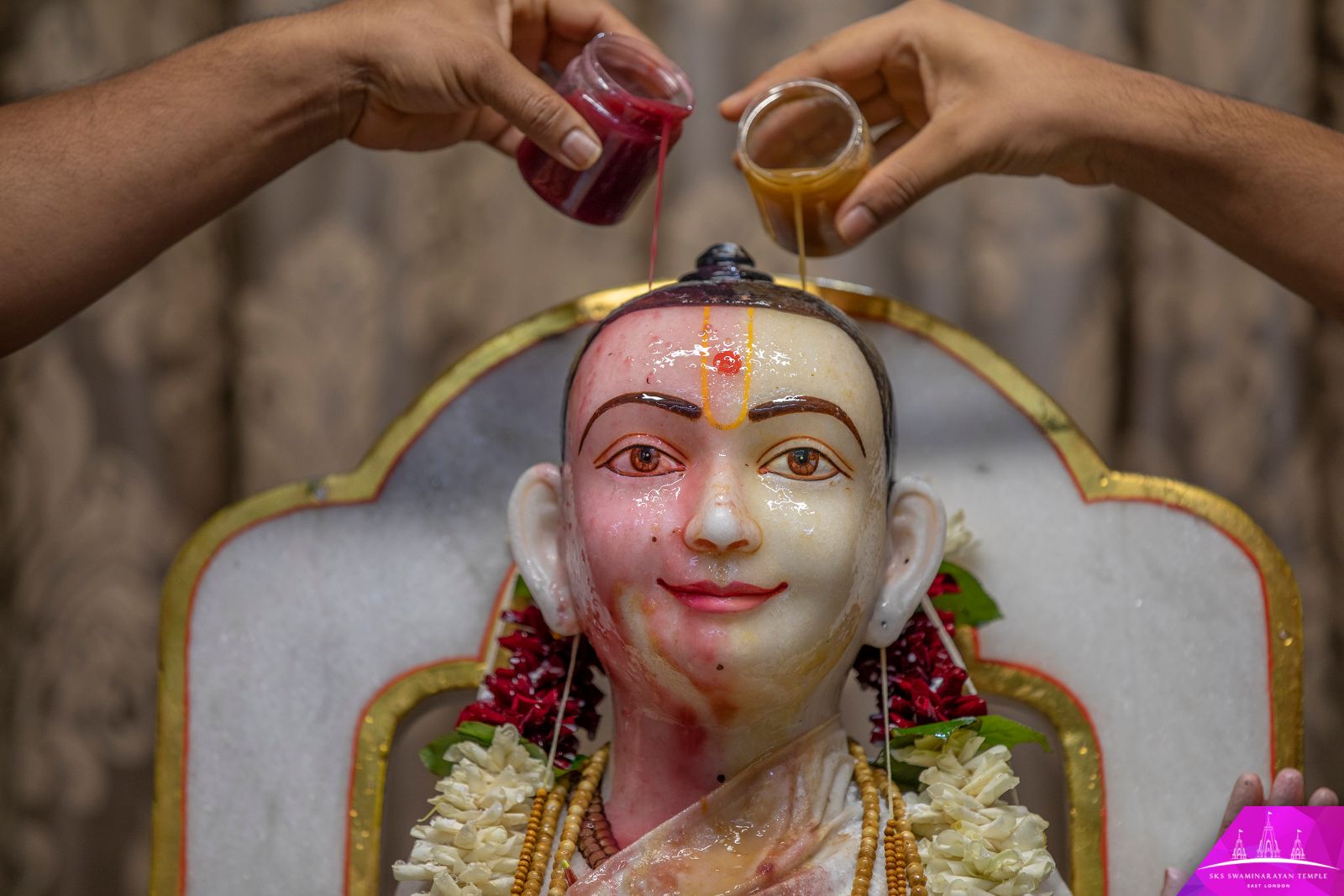 ©1987-2017 SKS Swaminarayan Temple East London